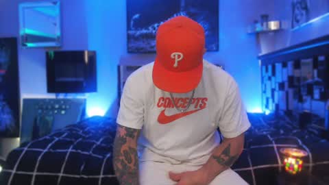 Snapshot of tommy_knuckles chatting on January 2025 01:57:01 PM Tommy online show from January 2025 01:57:01 PM