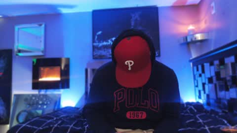 Snapshot of tommy_knuckles chatting on January 2025 04:30:02 AM Tommy online show from January 2025 04:30:02 AM