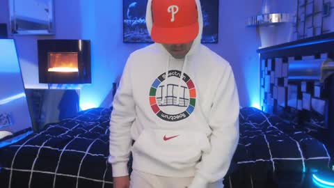 Snapshot of tommy_knuckles chatting on January 2025 04:37:02 AM Tommy online show from January 2025 04:37:02 AM