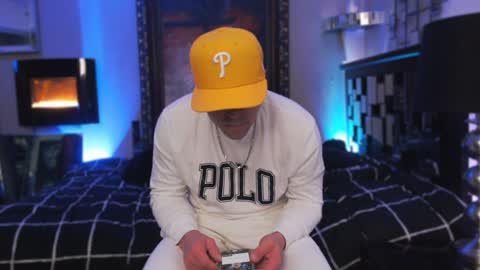 Snapshot of tommy_knuckles chatting on February 2025 10:26:02 AM Tommy online show from February 2025 10:26:02 AM