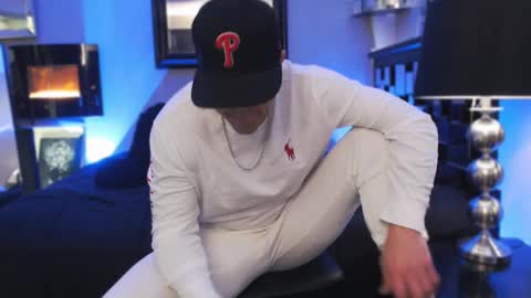 Snapshot of tommy_knuckles chatting on February 2025 07:45:02 PM Tommy online show from February 2025 07:45:02 PM