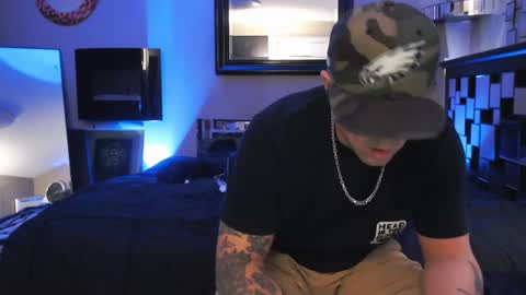 Snapshot of tommy_knuckles chatting on February 2025 08:00:01 PM Tommy online show from February 2025 08:00:01 PM