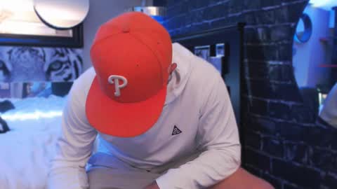 Snapshot of tommy_knuckles chatting on September 2025 01:12:01 PM Tommy online show from September 2025 01:12:01 PM