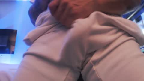 Snapshot of tommy_knuckles chatting on October 2025 06:12:01 AM Tommy online show from October 2025 06:12:01 AM