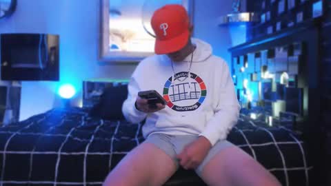 Snapshot of tommy_knuckles chatting on November 2025 07:28:01 AM Tommy online show from November 2025 07:28:01 AM