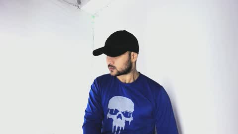 Snapshot of tommy_sccott chatting on October 2025 10:20:02 PM tommy_sccott online show from October 2025 10:20:02 PM