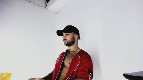 Snapshot of tommy_sccott chatting on October 2025 11:09:02 PM tommy_sccott online show from October 2025 11:09:02 PM