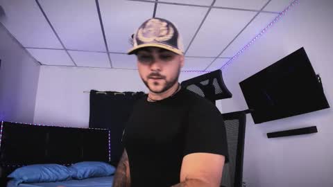 Snapshot of tommy_sccott chatting on January 2026 11:47:02 PM tommy_sccott online show from January 2026 11:47:02 PM