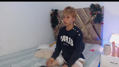 Tommy Foxboy online show from December 2024 02:22:02 PM