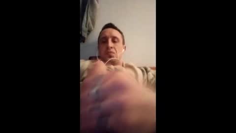 tommygun2727 online show from April 2026 12:41:01 AM