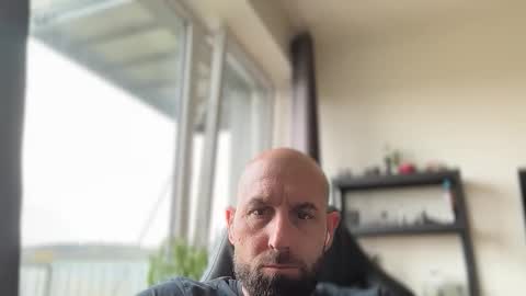 Thomas Fit online show from April 2026 12:00:02 PM