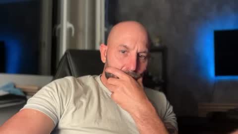 Thomas Fit online show from July 2026 09:41:02 PM
