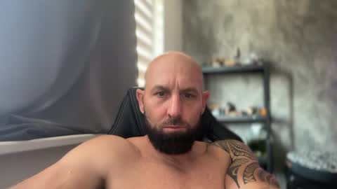 Thomas Fit online show from August 2026 12:52:01 PM