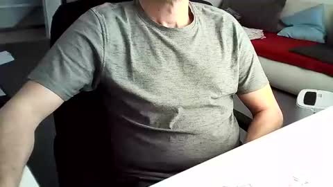 Tom online show from December 2024 11:44:02 AM