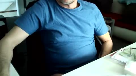 Tom online show from February 2025 09:02:01 AM