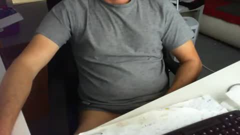 Tom online show from November 2025 02:07:02 PM