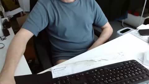 Tom online show from March 2026 03:05:04 PM