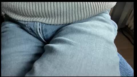 Tom online show from October 2025 02:28:01 PM