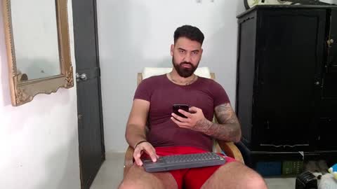Tomas jhonson online show from December 2024 11:06:02 PM