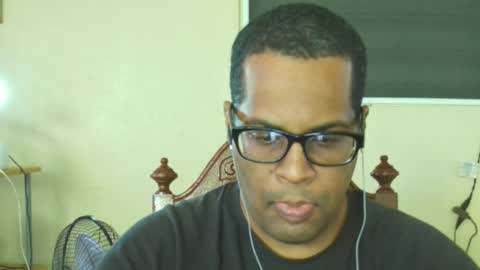 Antonio online show from March 2025 12:23:01 PM