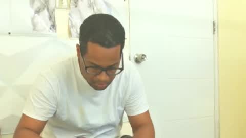 Antonio online show from March 2025 01:15:02 PM