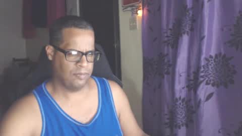 Antonio online show from October 2025 02:30:01 AM