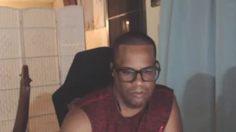 Snapshot of toni2814 chatting on June 2026 02:31:02 AM Antonio online show from June 2026 02:31:02 AM