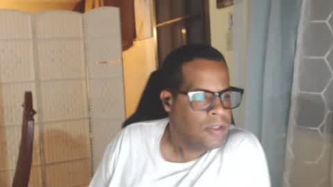 Snapshot of toni2814 chatting on July 2026 02:02:01 AM Antonio online show from July 2026 02:02:01 AM
