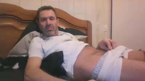 Snapshot of tonio1972 chatting on December 2025 07:40:02 PM tonio1972 online show from December 2025 07:40:02 PM