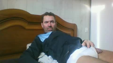 Snapshot of tonio1972 chatting on December 2025 12:01:02 PM tonio1972 online show from December 2025 12:01:02 PM