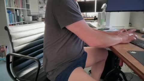 tonisun online show from March 2025 03:37:02 PM