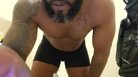 Tony546700 online show from January 2025 09:20:01 PM