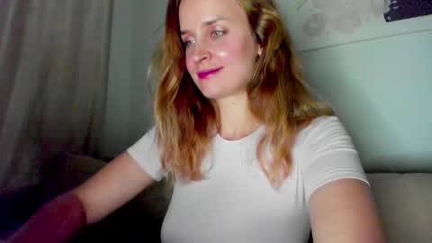 Tony and Alice online show from September 2025 07:48:02 PM