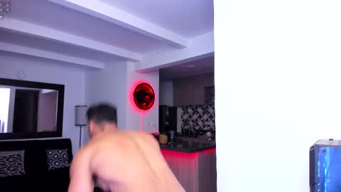 tony muscle1 online show from February 2025 12:41:01 AM