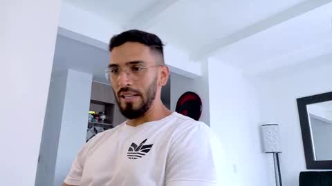 tony muscle1 online show from March 2026 07:05:01 PM