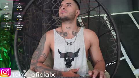 Snapshot of tony_newmen chatting on February 2025 11:19:02 AM tony online show from February 2025 11:19:02 AM