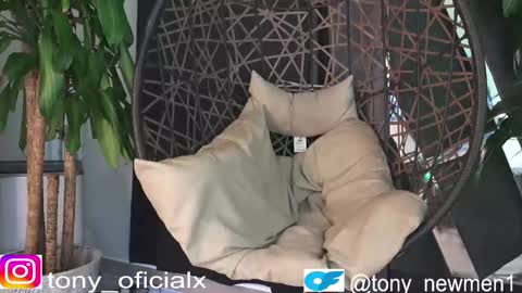 Snapshot of tony_newmen chatting on January 2026 04:11:02 PM tony online show from January 2026 04:11:02 PM