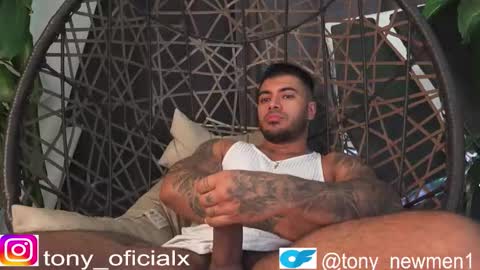 Snapshot of tony_newmen chatting on February 2026 11:28:02 AM tony online show from February 2026 11:28:02 AM