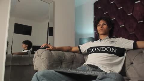 Tony Benedetti online show from February 2026 08:32:02 PM