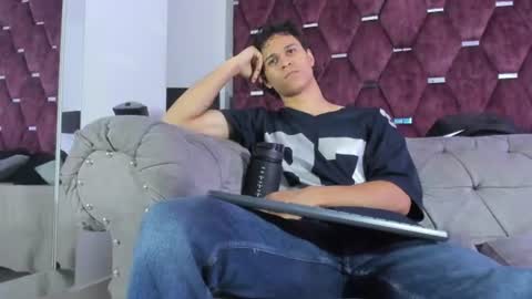 Tony Benedetti online show from July 2026 09:10:01 PM
