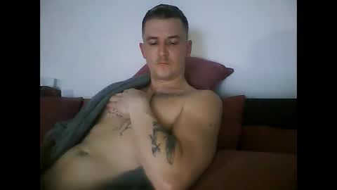 tonystrawberry online show from April 2026 08:36:02 PM