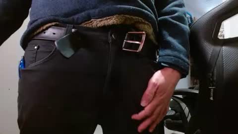 tonytonytony3001 online show from January 2025 08:21:01 PM