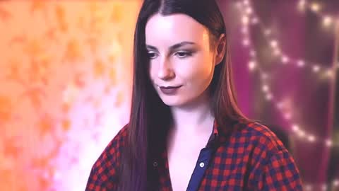 Elizabeth online show from January 2025 10:11:02 PM