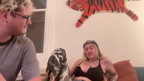 toobna2 online show from October 2025 01:25:01 AM