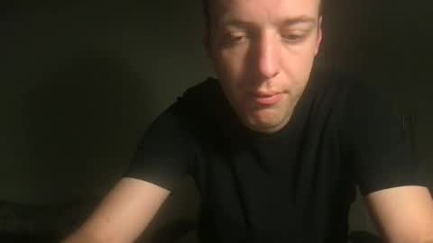 Max online show from September 2025 04:40:02 AM