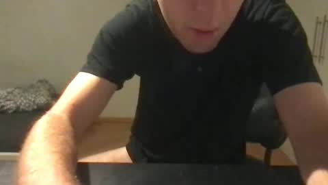 Max online show from October 2025 05:04:01 AM