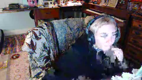 tooter online show from November 2025 05:06:01 AM