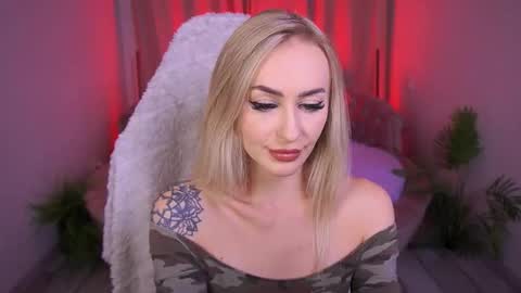 top_grace online show from November 2025 09:24:01 PM