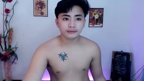 Snapshot of top_lover69 chatting on September 2025 01:32:01 PM top_lover69 online show from September 2025 01:32:01 PM