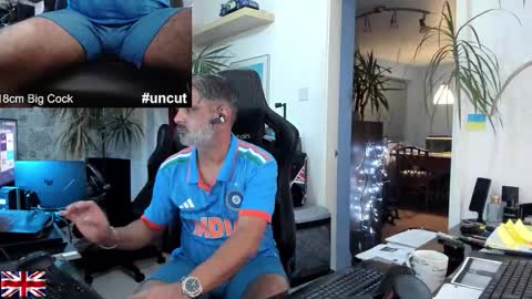 topalphaboss online show from October 2025 05:26:02 PM